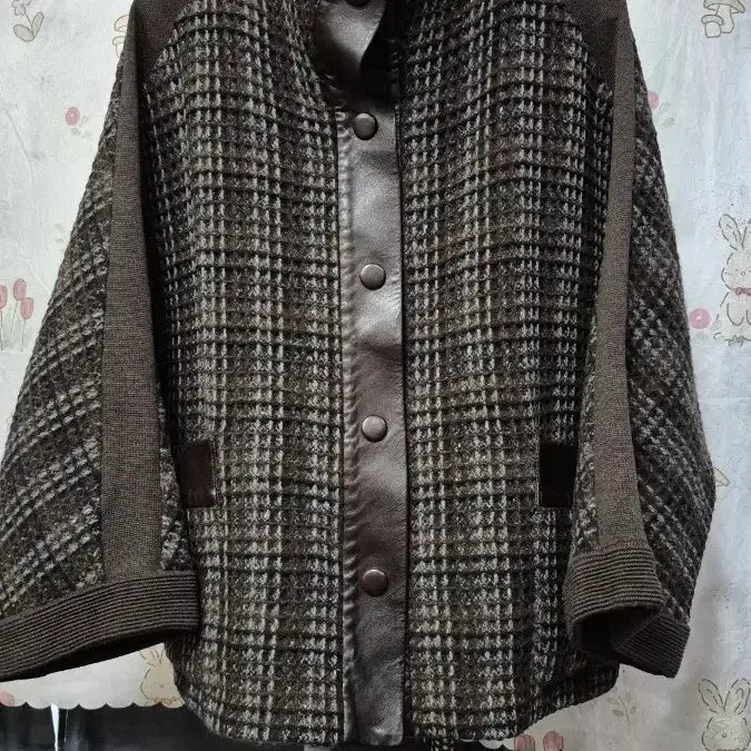 [BUNJANG] Rubina 2019 100% Wool Oversized Short Coat / 디자이너   루비나   2019년    울100%  오버핏   숏  코트