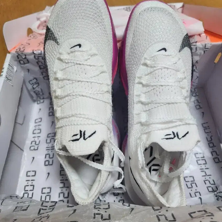 [BUNJANG] Nike Air Zoom Alphafly NEXT% 3 Running Shoes / 나이키 에어 줌 알파플라이 넥스트% 3 255mm