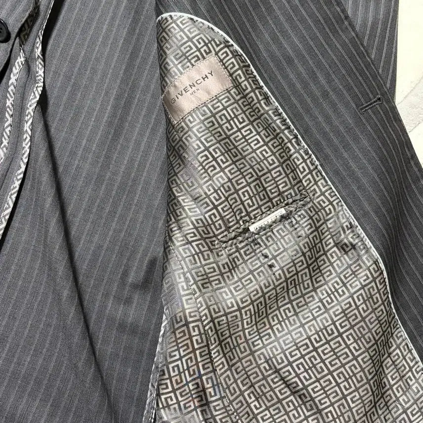 [BUNJANG] Givenchy Striped Suit Jacket / 정품 지방시 스트라이프 정장 자켓