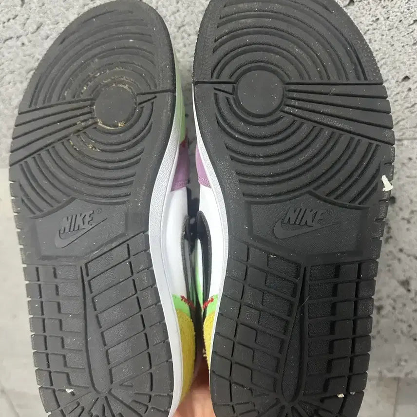 [BUNJANG] Air Jordan 1 Mid SE Multicolor Lightbulb / 조던 1 미드 SE 멀티컬러 라이트벌브