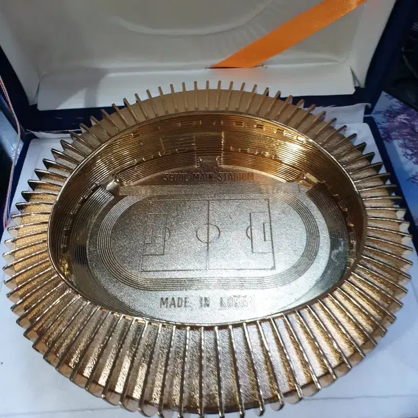 [BUNJANG] Seoul Olympic Stadium Commemorative Plate Gold Edition / 서울올림픽 기념 접시 금색