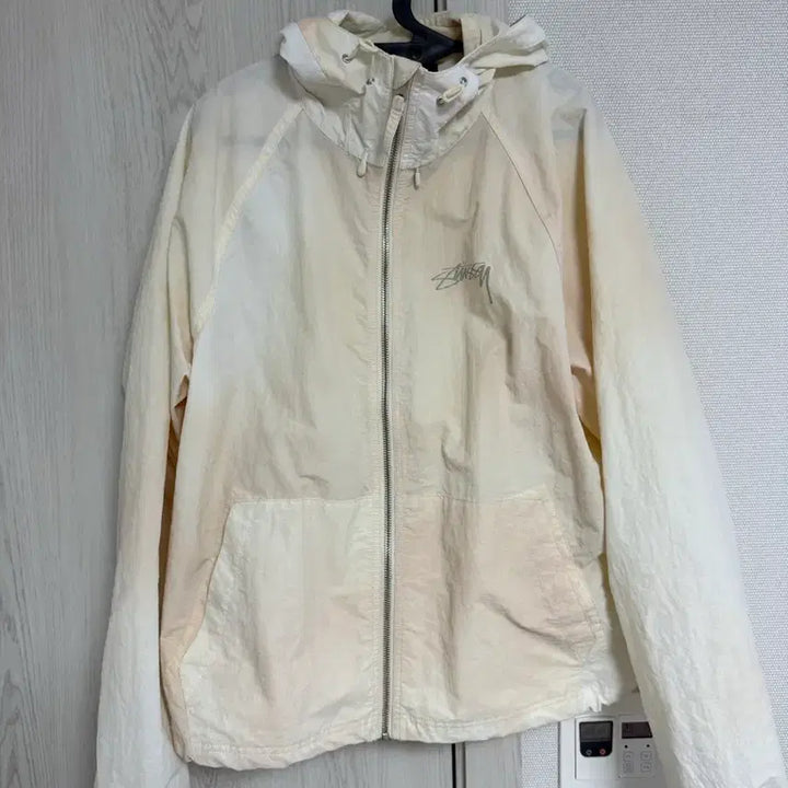 [BUNJANG] Stussy Wave Dyed Beach Shell Jacket (Ivory, Size S) / 스투시 웨이브 다이 비치 쉘 자켓 S