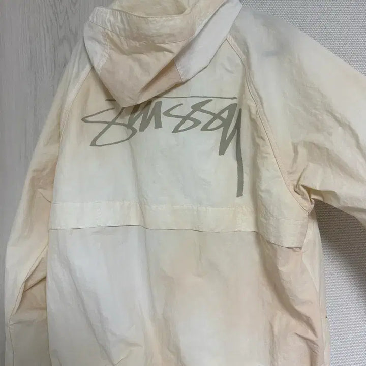 [BUNJANG] Stussy Wave Dyed Beach Shell Jacket (Ivory, Size S) / 스투시 웨이브 다이 비치 쉘 자켓 S