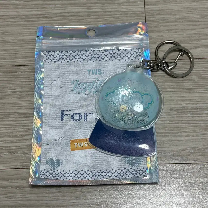 [BUNJANG] TWS Snow Globe Keyring Dohoon / 투어스 역조공 스노우볼 키링 도훈 양도