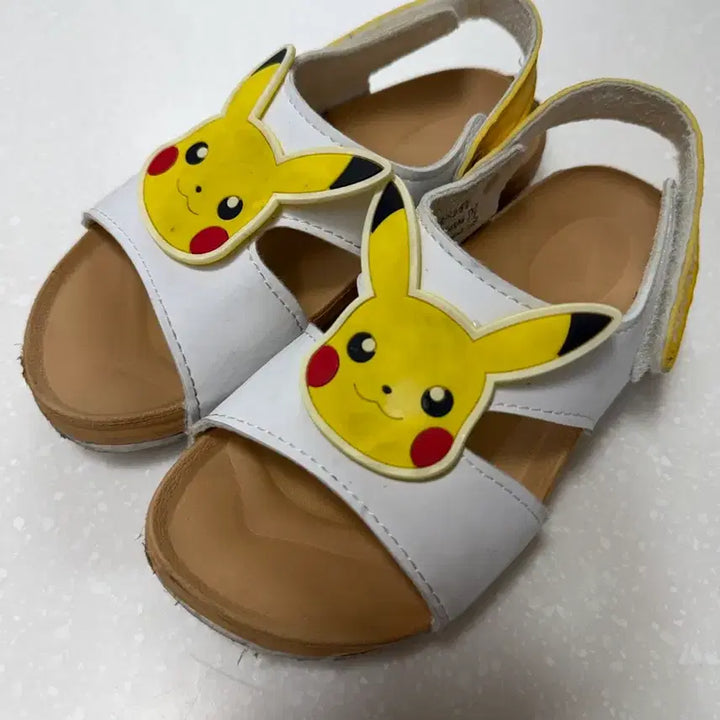 [SOLD OUT] 포켓몬 피카츄 아동 샌들 210mm