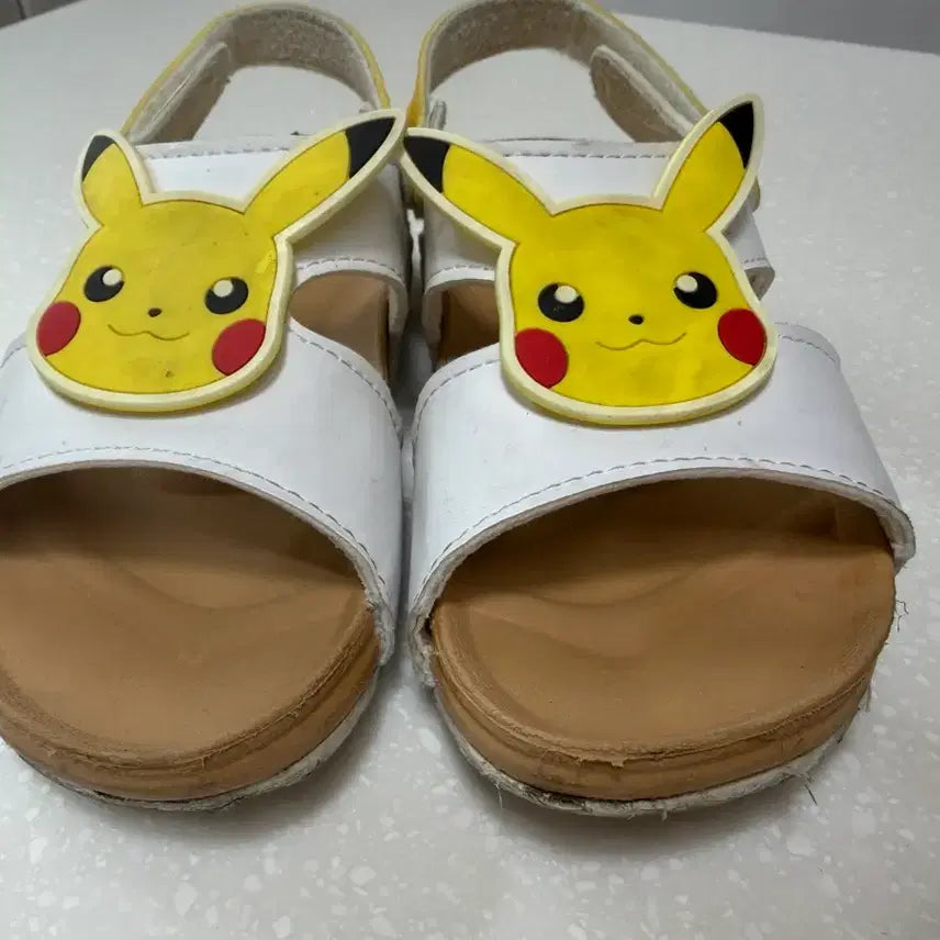 [SOLD OUT] 포켓몬 피카츄 아동 샌들 210mm