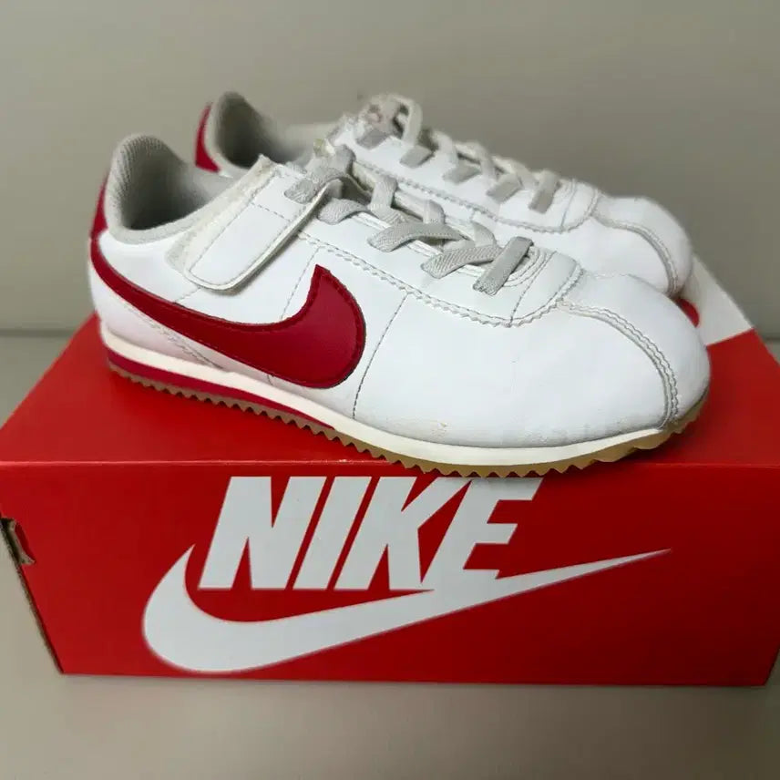 [SOLD OUT] 나이키 코르테즈 키즈 찍찍이 흰빨 190