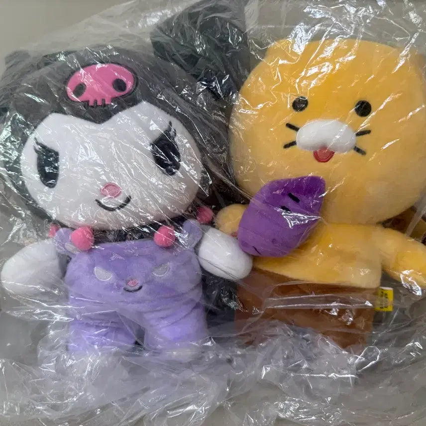 [SOLD OUT] 택 달린 새상품 카카오프렌즈 춘식이 산리오 쿠로미 인형 세트