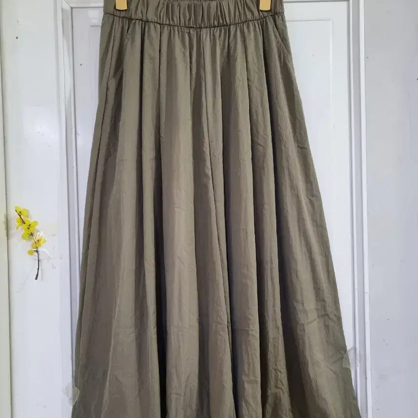 [BUNJANG] Wide Fit Skirt Pants - Cool Summer Fit / 여름 시원한 핏이이쁜 와이드 바스락 치마바지 깨끗해요
