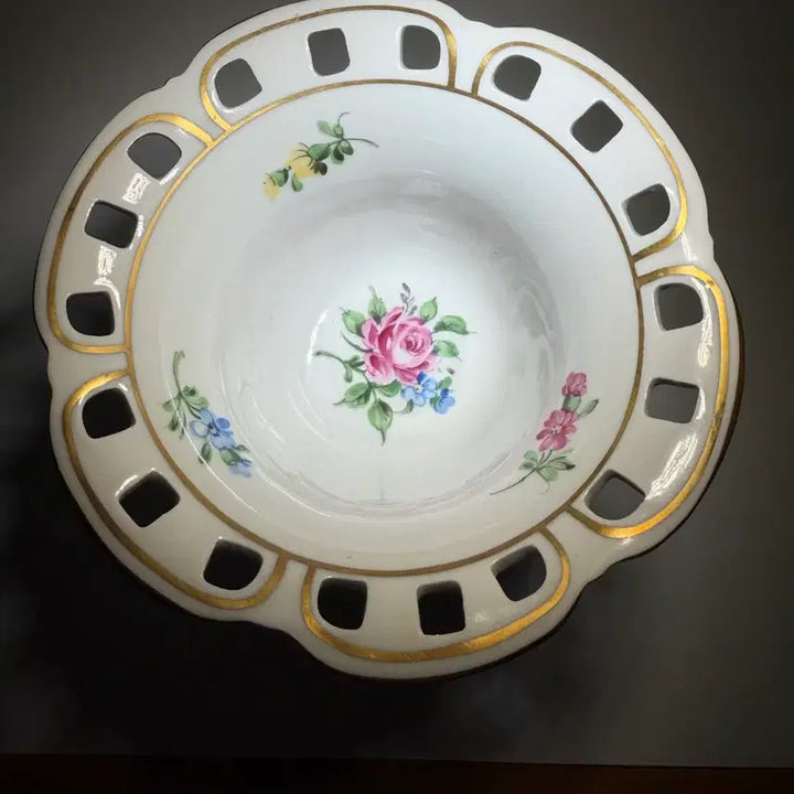 [BUNJANG] Meissen Angel Figurine with Flower Basket Compote (Excellent Condition) / 독일 본슈어홀츠 드레스덴, 천사피겨린과 꽃포지 롱 컴포트(최상)