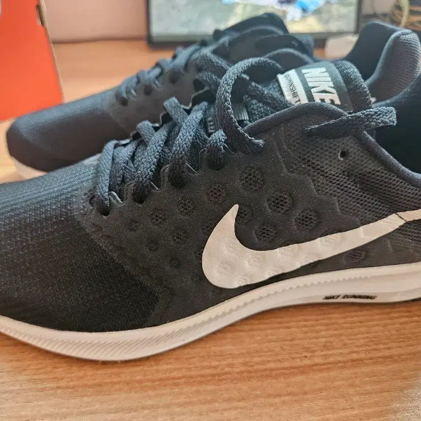 [BUNJANG] Nike Downshifter 7 Running Shoes / [미착용] [새제품] [풀박스]나이키 다운쉬프터7 런닝화 운동화265mm
