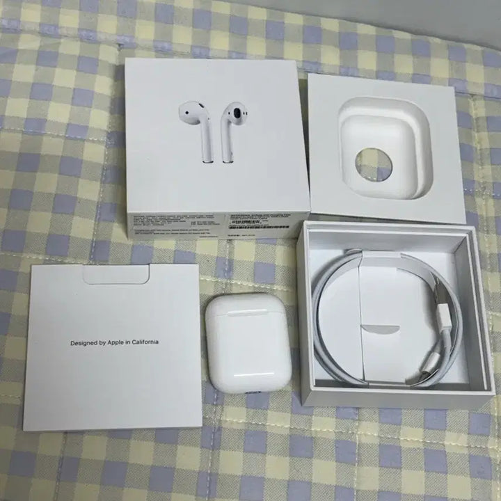 [BUNJANG] Apple AirPods 2nd Gen (A2031, A2032) Full Box / 애플 에어팟 2세대 풀박스 a2031 2032