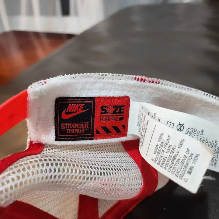 [BUNJANG] Nike Hawkins High School Red Mesh Cap / 나이키 호킨스 하이 스쿨 빨간색 메쉬캡