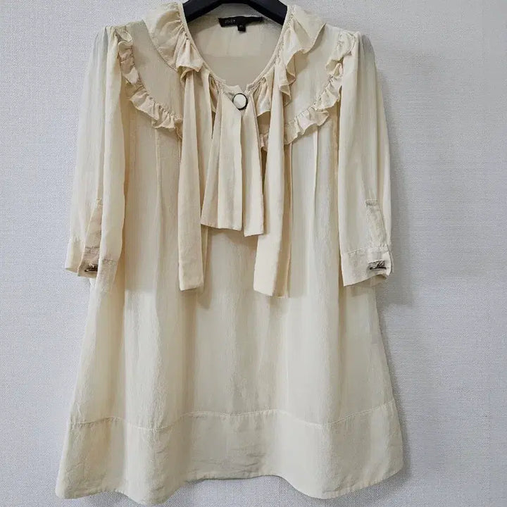 [BUNJANG] Maje 100% Silk Blouse Ivory / 마쥬 매장판 실크100 블라우스