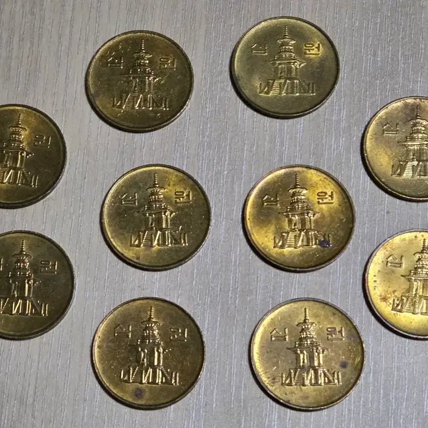 [BUNJANG] 1998 10 Won Coin Set (10 pieces) / 1998년 10원 동전 10개 세트