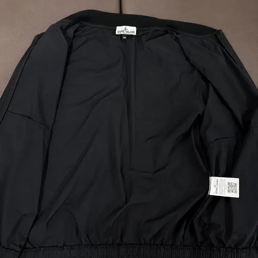 [BUNJANG] Stone Island Windbreaker Jacket / 스톤아일랜드 바람막이 팝니다