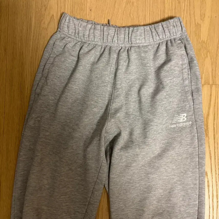 [BUNJANG] New Balance Long Pants / 뉴발란스 긴바지