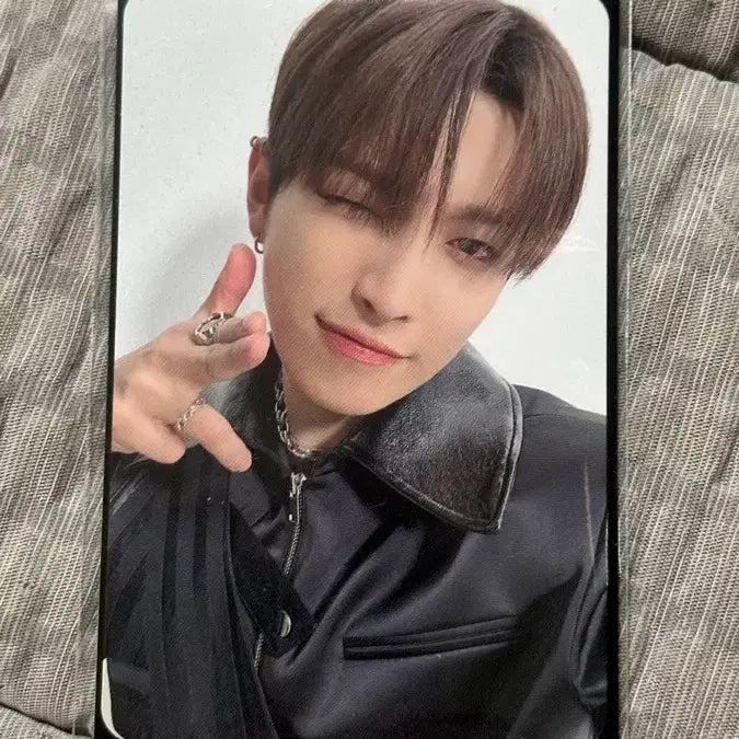 [BUNJANG] ATEEZ Hongjoong VR POB Photocard / 에이티즈 VR 홍중 특전 포카