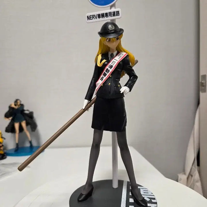 [BUNJANG] Evangelion Asuka Traffic Control Figure (Sealed) / 에반게리온 아스카 교통정리 피규어(미개봉)