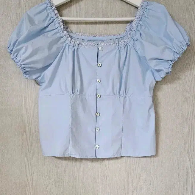[BUNJANG] Square Neck Puff Sleeve Lace Detail Blouse / 스퀘어넥 블루 블라우스