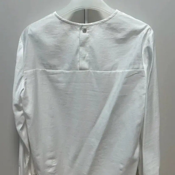 [BUNJANG] LIST Ivory Blouse Size 55 / list 리스트 아이보리 블라우스 새상품 55