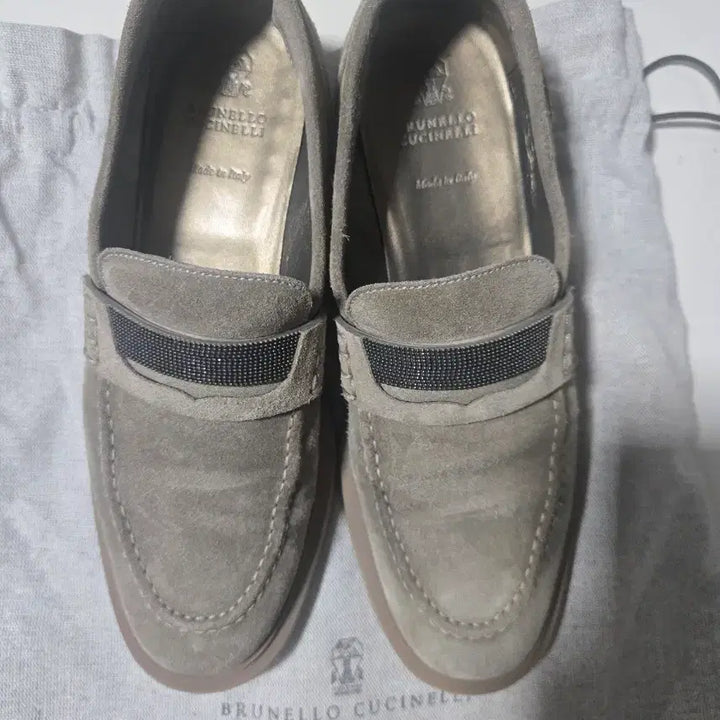 [SOLD OUT] 브루넬로 쿠치넬리 정품 스웨이드 로퍼 37.5 사이즈