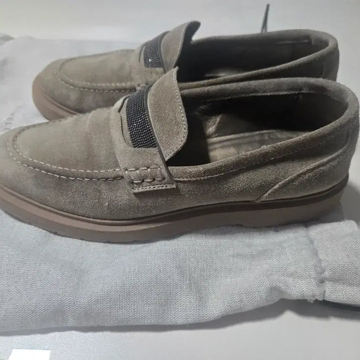 [SOLD OUT] 브루넬로 쿠치넬리 정품 스웨이드 로퍼 37.5 사이즈