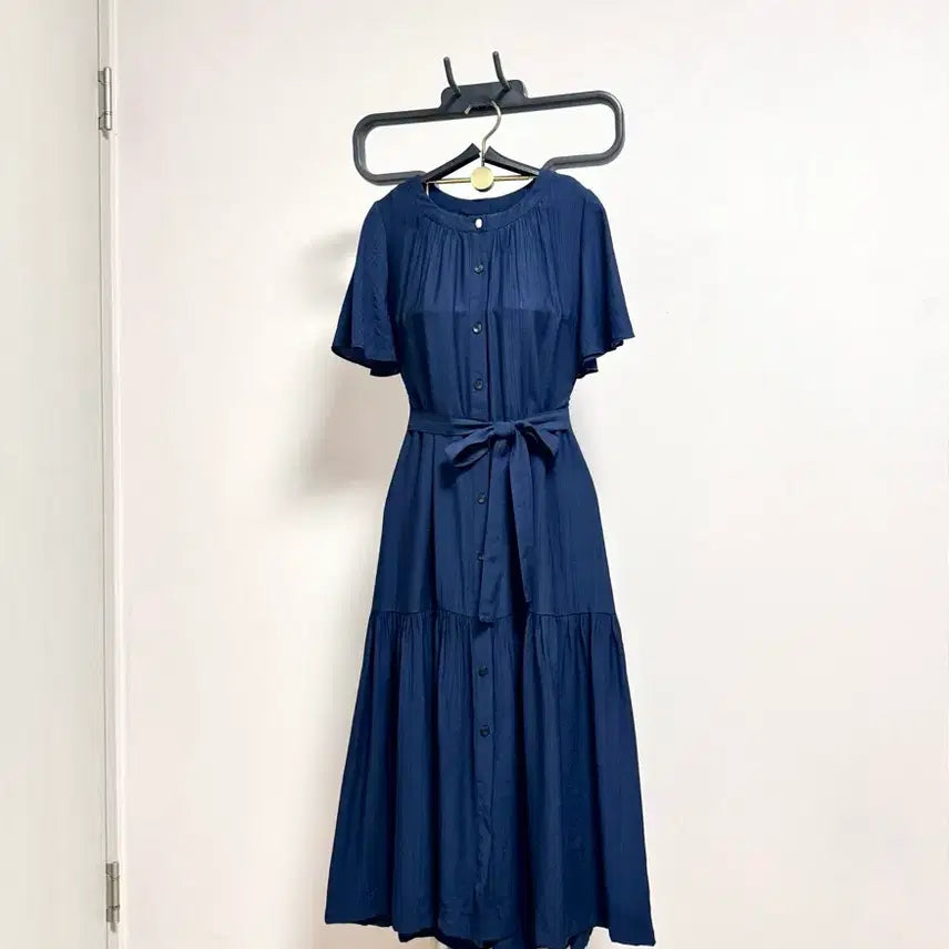[BUNJANG] Deep Blue Pearl Button A-Line Midi Dress / 마인원피스