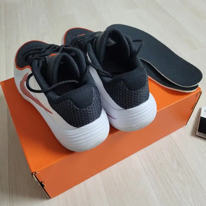 [BUNJANG] Nike Precision 8 Low Basketball Shoes / 나이키 프리시전 8 로우 (265)