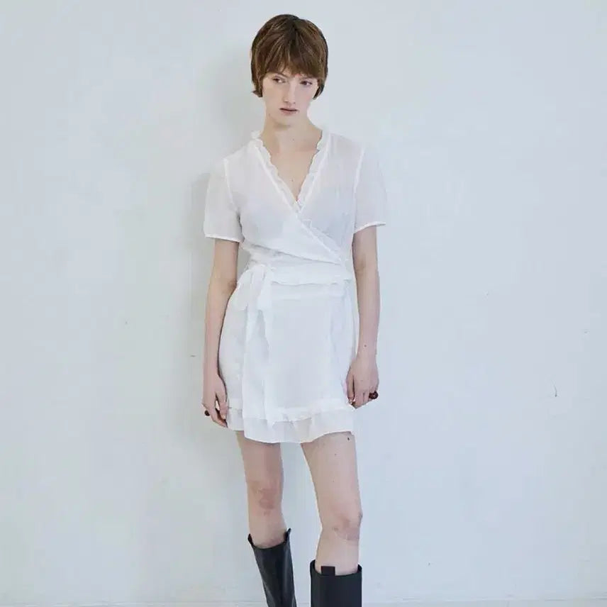 [BUNJANG] Parfage Egg Wrap Dress Ivory / 파르벵 에그 랩 드레스 아이보리