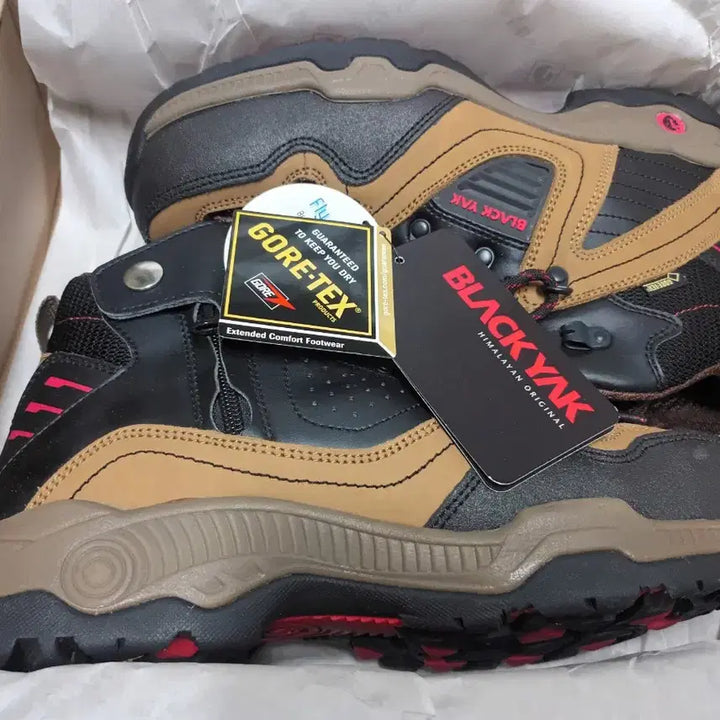 [BUNJANG] Blackyak YAK-62 Gore-Tex Safety Shoes (265) / yak-62 블랙야크 *고어텍스 안전화 265 박스새상품