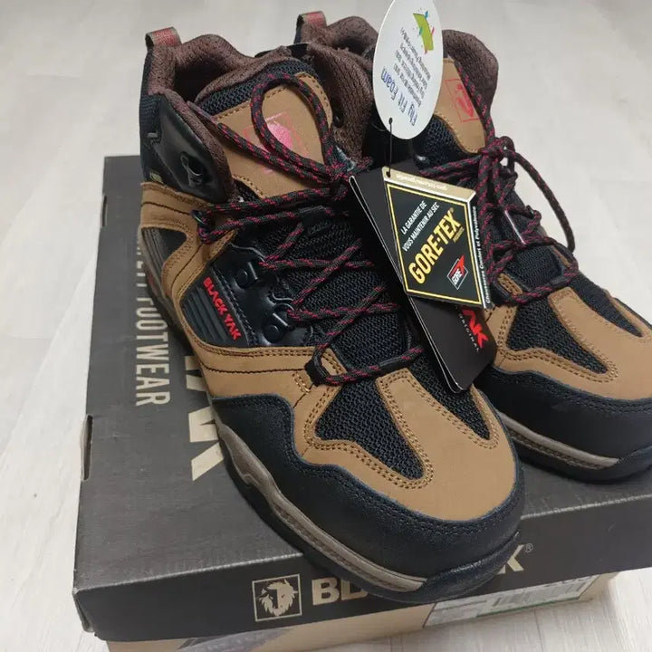 [BUNJANG] Blackyak YAK-62 Gore-Tex Safety Shoes (265) / yak-62 블랙야크 *고어텍스 안전화 265 박스새상품