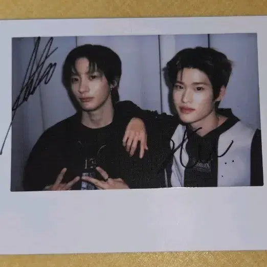 [BUNJANG] RIIZE Anton Sohee Signed Polaroid Photocard / 라이즈 앤톤 소희 또토리 싸인 폴라로이드 판매
