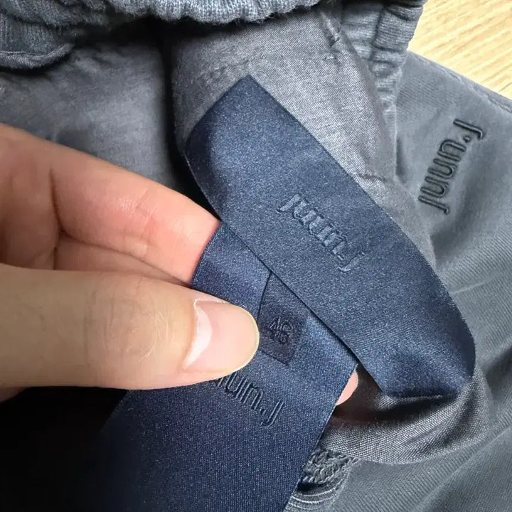 [BUNJANG] Juun.J Grey Jogger Sweatpants (Size 46) / [46] 준지 그레이 조거 스웻 팬츠