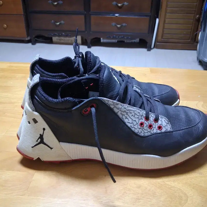 [BUNJANG] Nike Jordan ADG 3 Golf Shoes Black/Red 275mm / 나이키 조던 ADG 3 골프화 275mm
