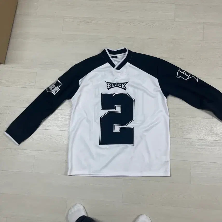 [SOLD OUT] 럭비티