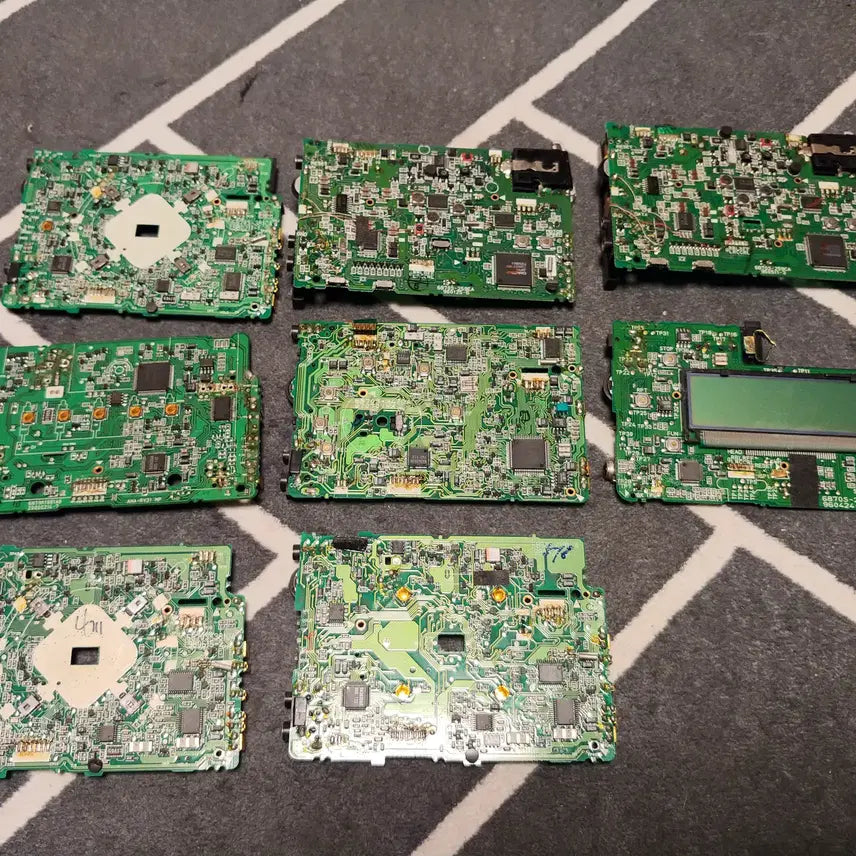 [BUNJANG] Samsung, LG Walkman Motherboards (23 pcs) / 삼성,LG 워크맨 메인보드23개 판매합니다.
