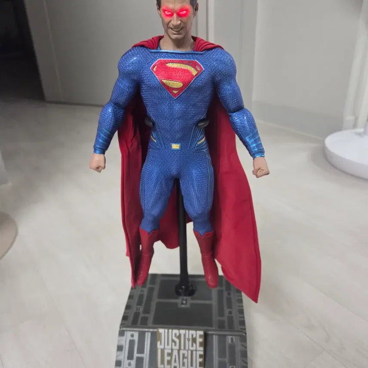 [BUNJANG] Hot Toys Justice League Superman Figure / 핫토이 저스티스리그 슈퍼맨 판매합니다 (급처)