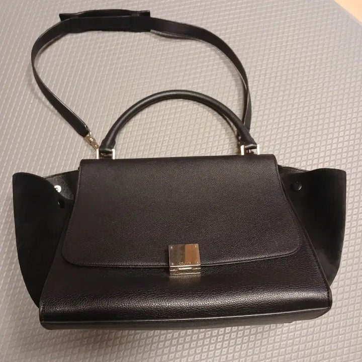 [BUNJANG] Celine Trapeze Black Tote Bag Shoulder Bag / 셀린느 트라페즈 블랙 토트백 숄더백