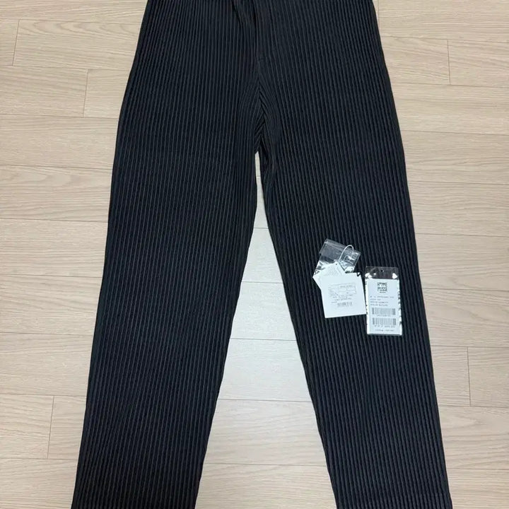 [BUNJANG] Homme Plissé Issey Miyake Basic Straight Pants Black Size 3 / 옴므플리세 베이직 스트레이트 팬츠 블랙 3