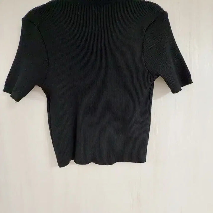 [BUNJANG] MARU Black Ribbed Cropped Cardigan with Layered Shirt Style / MARU 셔츠 레이어드 스타일 반팔 크롭 블랙 골지 가디건