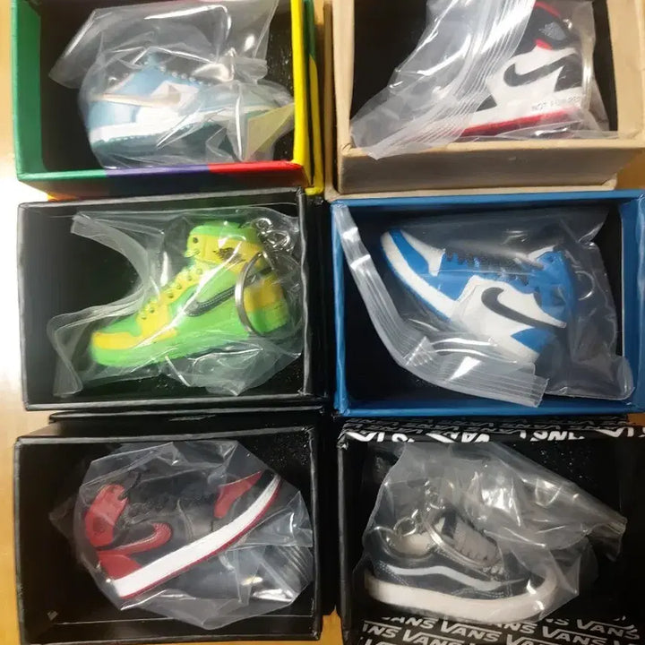 [BUNJANG] Nike/Vans Jordan Sneaker Miniature Keychain Set / 나이키/반스 조던 신발 미니어처 키링