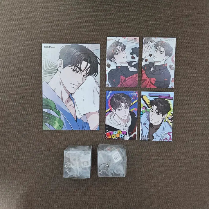 [BUNJANG] Stranger Vol. 7 Limited Edition Box Set / 이방인 7권 한정판 박스 세트 포토카드 포카 엽서 스티커 키캡 키링 비엘