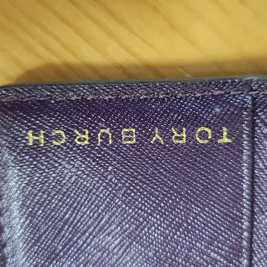 [BUNJANG] Tory Burch Purple Bi-fold Wallet with Silver Logo / 토리버치 지갑