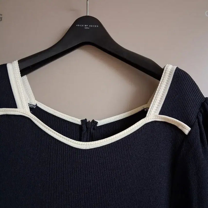 [BUNJANG] ZOOC Square Neck Knit Color Block Pleated Dress / ZOOC주크 스퀘어넥 니트 배색 플리츠 원피스
