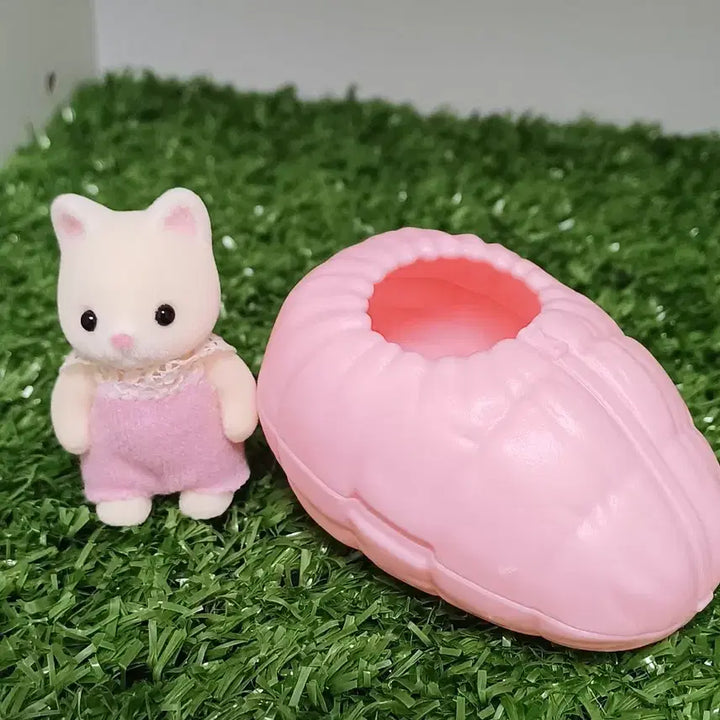 [BUNJANG] Sylvanian Families Silk Cat Family &amp; Pink Sleeping Bag Set / 실바니안 실크캣&amp;핑크침낭(덤있음)