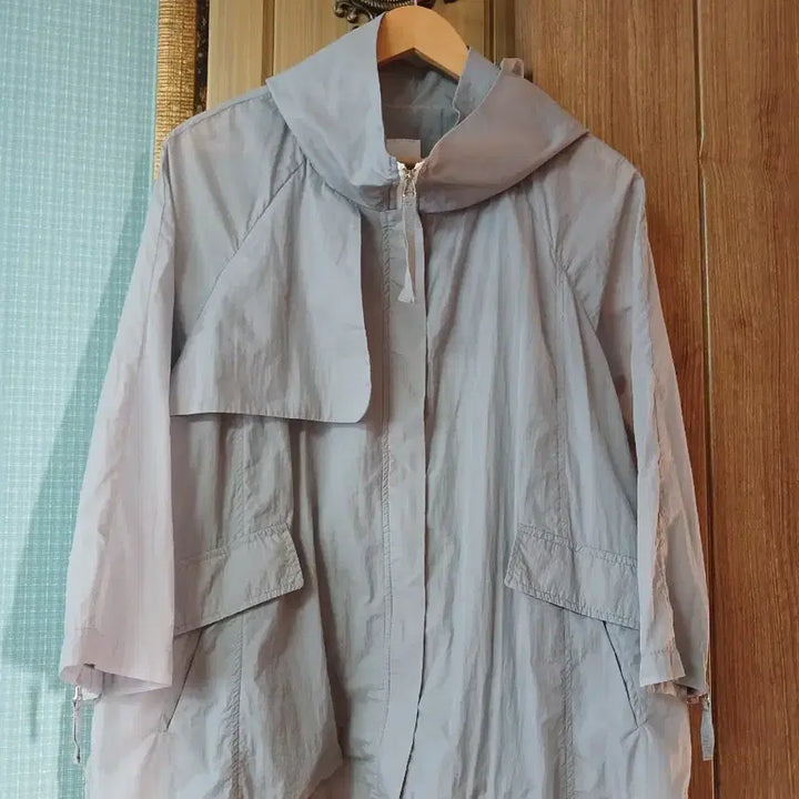 [SOLD OUT] 후드 바람막이 자켓