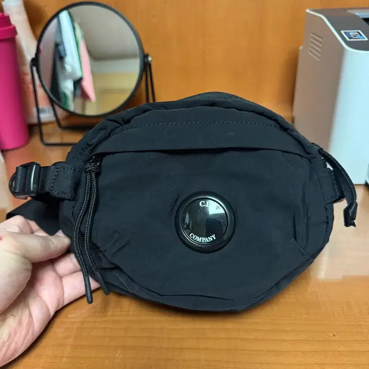 [BUNJANG] CP Company Lens Detail Nylon Hip Bag / cp컴퍼니 힙색