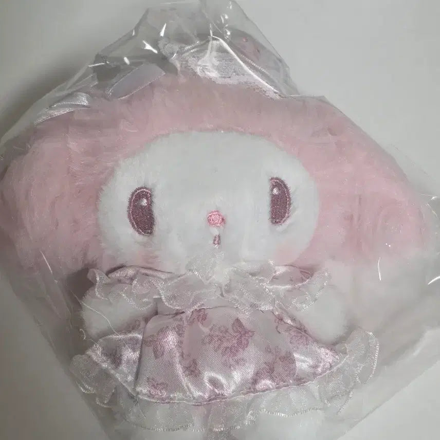 [BUNJANG] Sanrio Cinnamoroll Ichigo Mascot Pouch Keyring (Re-release) / [산리오] 시로이치고 재발매 마스코트 인형 파우치 키링