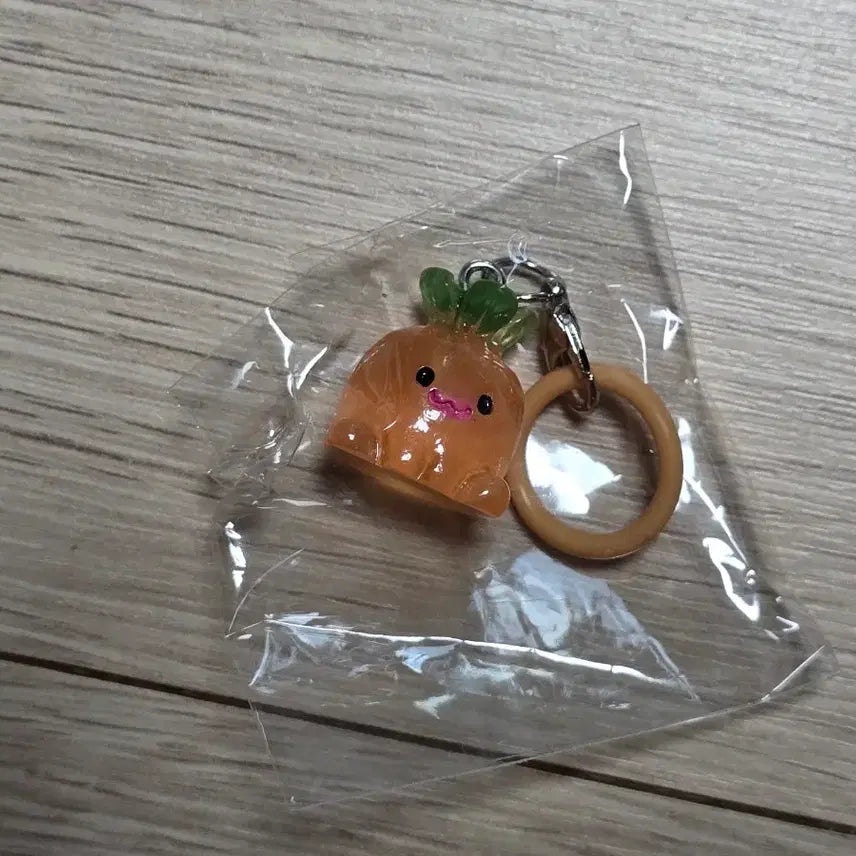 [BUNJANG] Vegetables Gacha Mezurushi Carrot Toy / [미개봉] 베지터블즈 야채 가챠 메지루시 당근